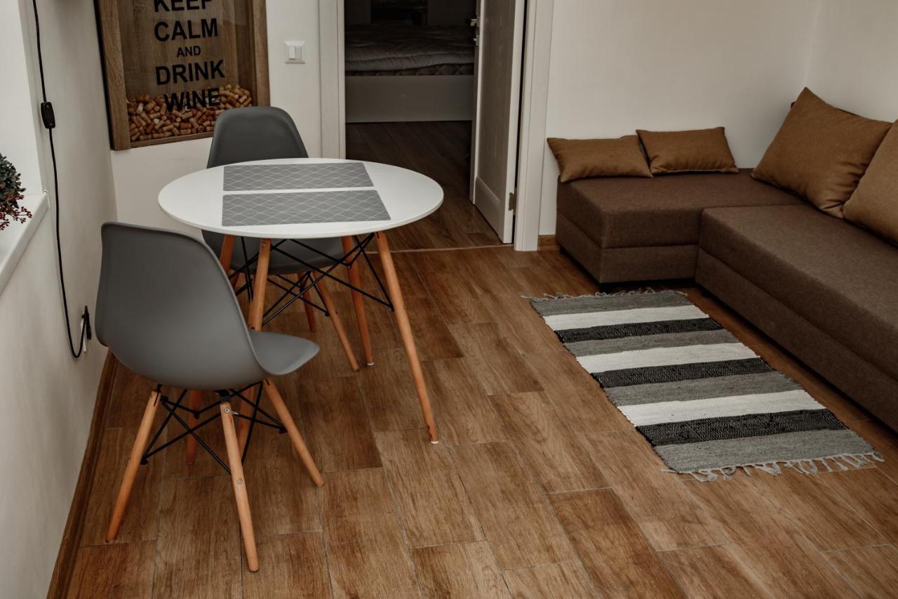 Loft Apartment Lviv Eksteriør bilde
