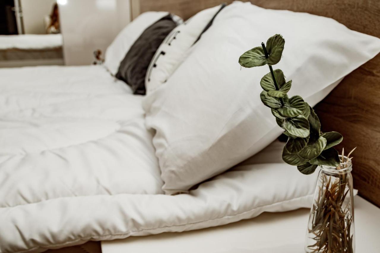 Loft Apartment Lviv Eksteriør bilde